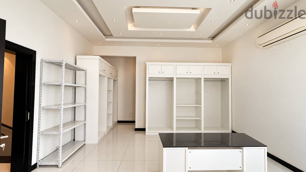 Luxury Villa For Rent in Mawaleh North SR-AD-1857 1