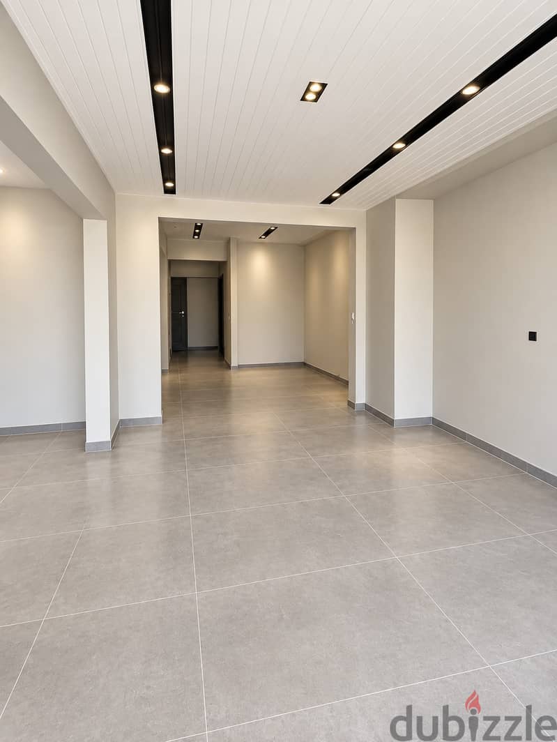 Showroom For rent in al Azaiba SR-MO -1842 4