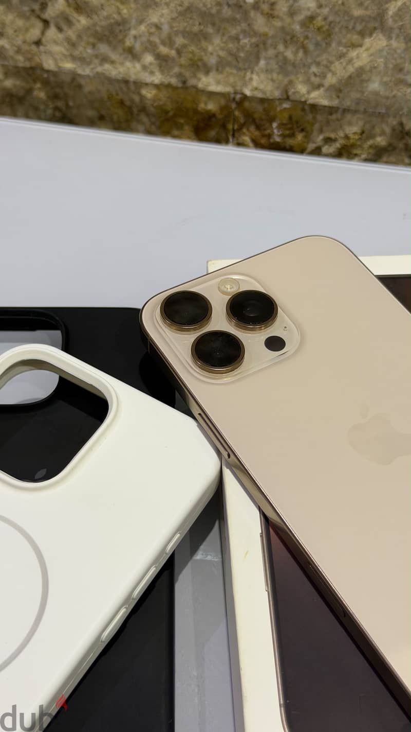 آبل - آيفون 16 برو ماكس 7