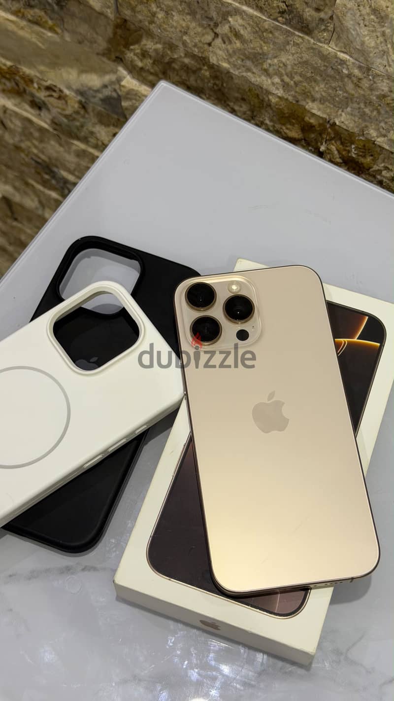 آبل - آيفون 16 برو ماكس 8