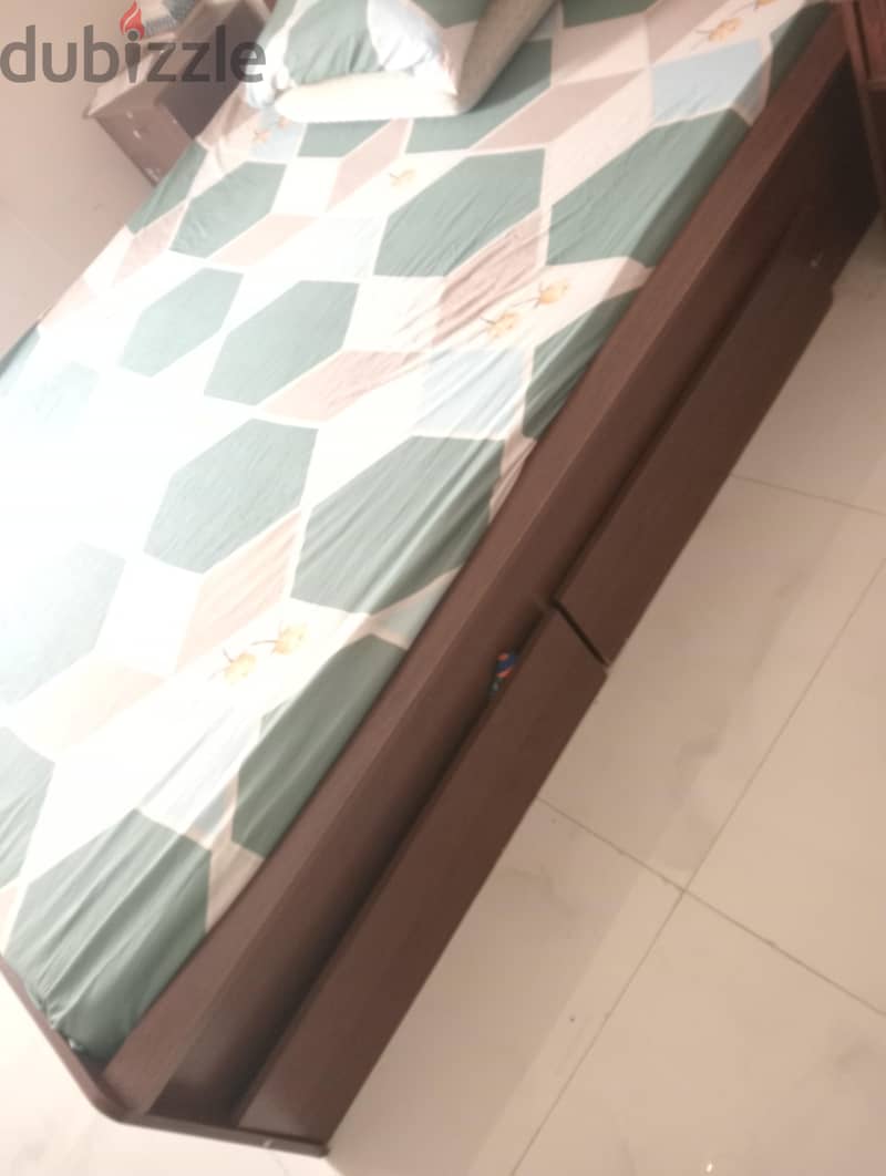 Bed and Mattress in good condition 1