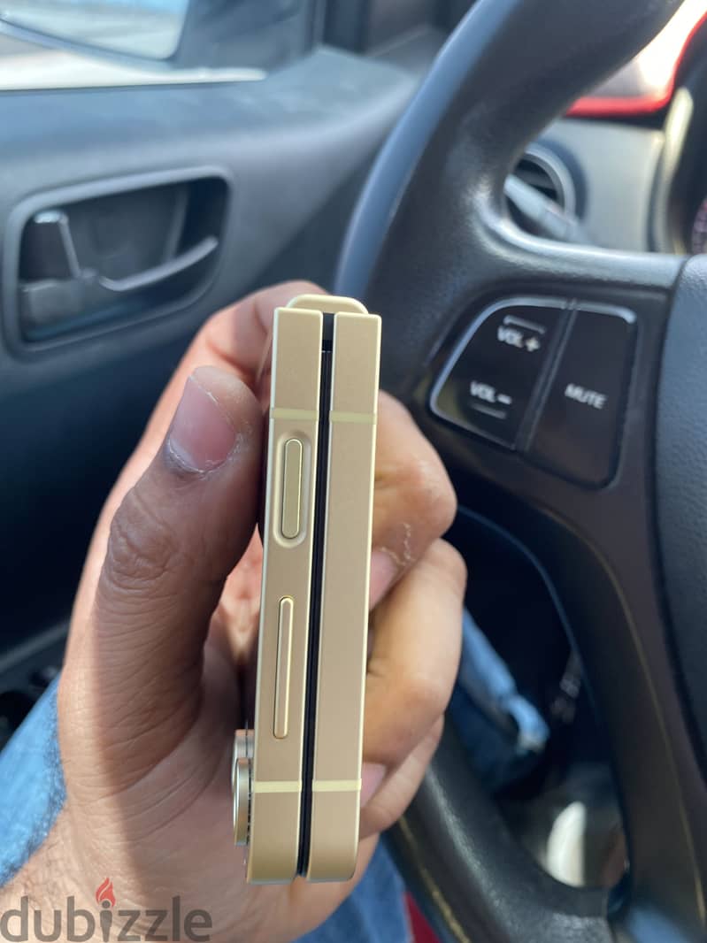 Samsung Z Flip 6 512 GB 6