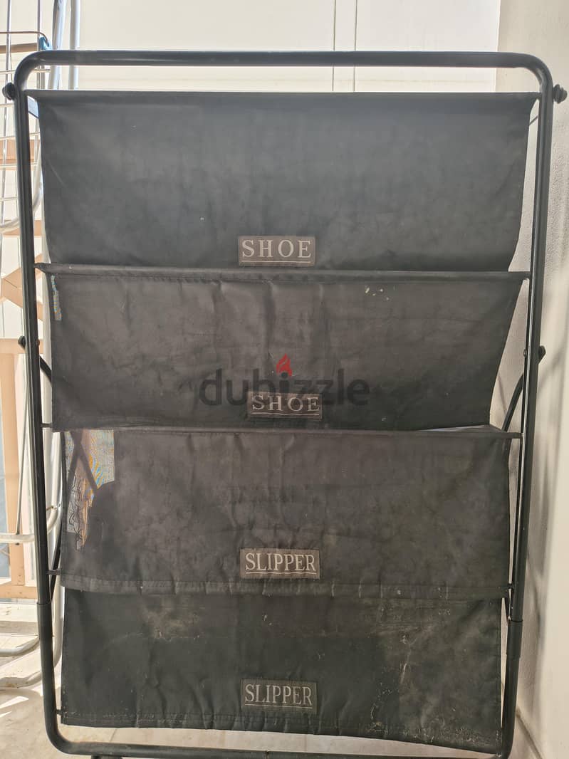 simple Shoe rack 1