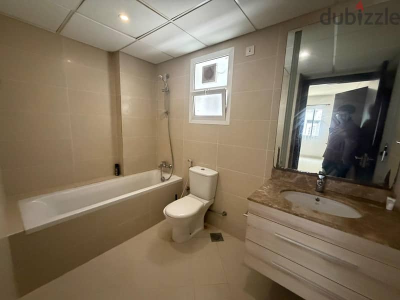 شقة للايجار في مجمع رمال بوشر luxury Apartment for rent in Rimal Boush 5