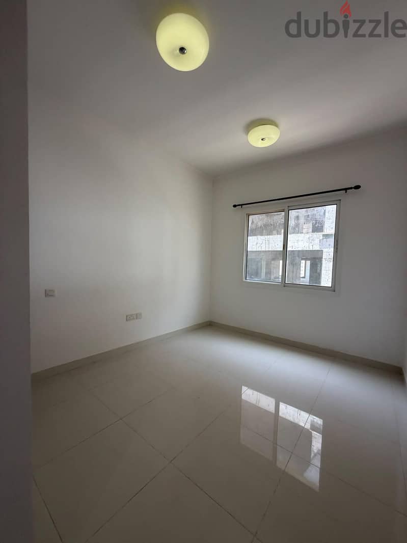 شقة للايجار في مجمع رمال بوشر luxury Apartment for rent in Rimal Boush 8