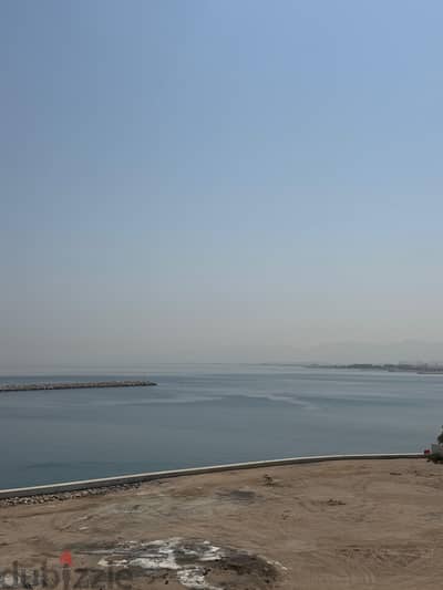 للبيع شقه مميزه في جمان 1-الموج For sale Specious Apartment in juman 1