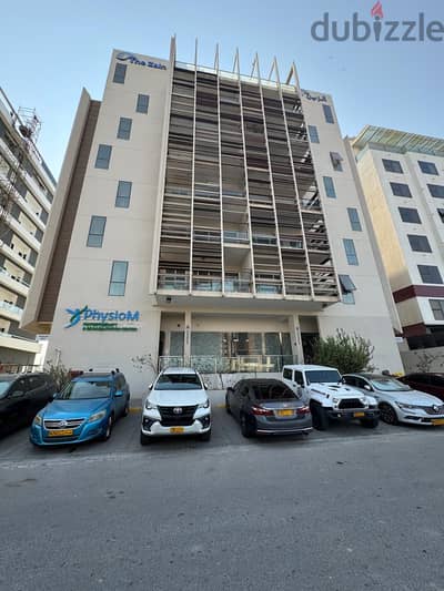  Spacious 2BHK Apartment for Rent in Azaiba – Shared Pool