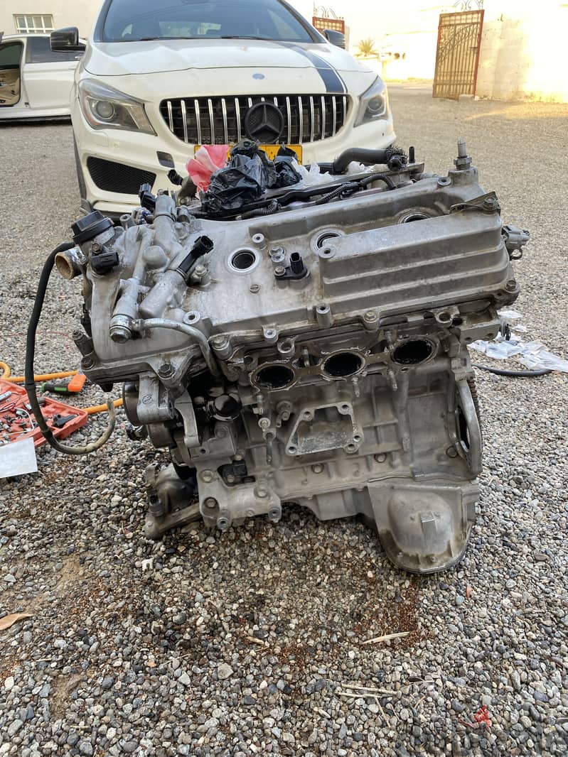 للبيع مكينة لكزس is350 وgs350 3