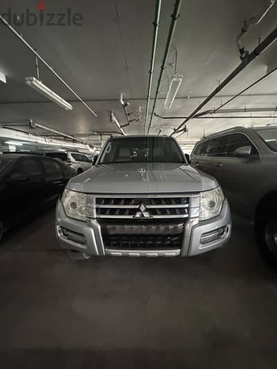 Mitsubishi Pajero 2015