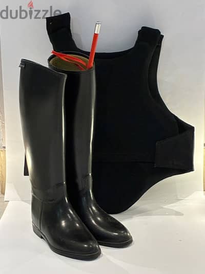 Horse riding boots and vest