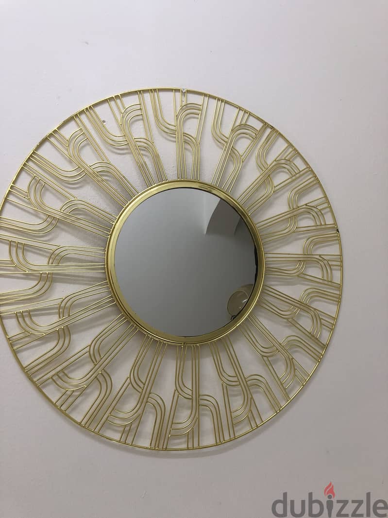 table and mirror 2
