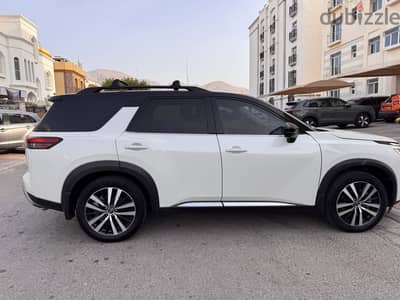 Nissan Pathfinder 2024