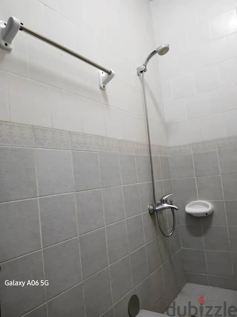 furnished room for in Ghubrah 3
