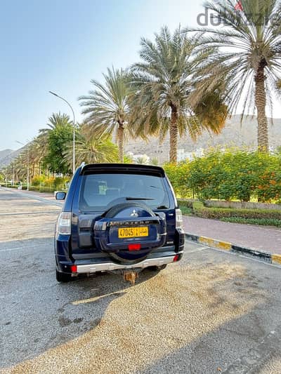 Mitsubishi Pajero 2010