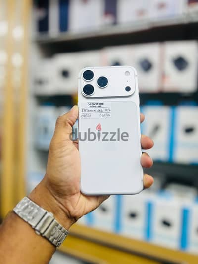 Apple - iPhone 17 Pro Max - 256 GB - Box piece- Good device ايفون