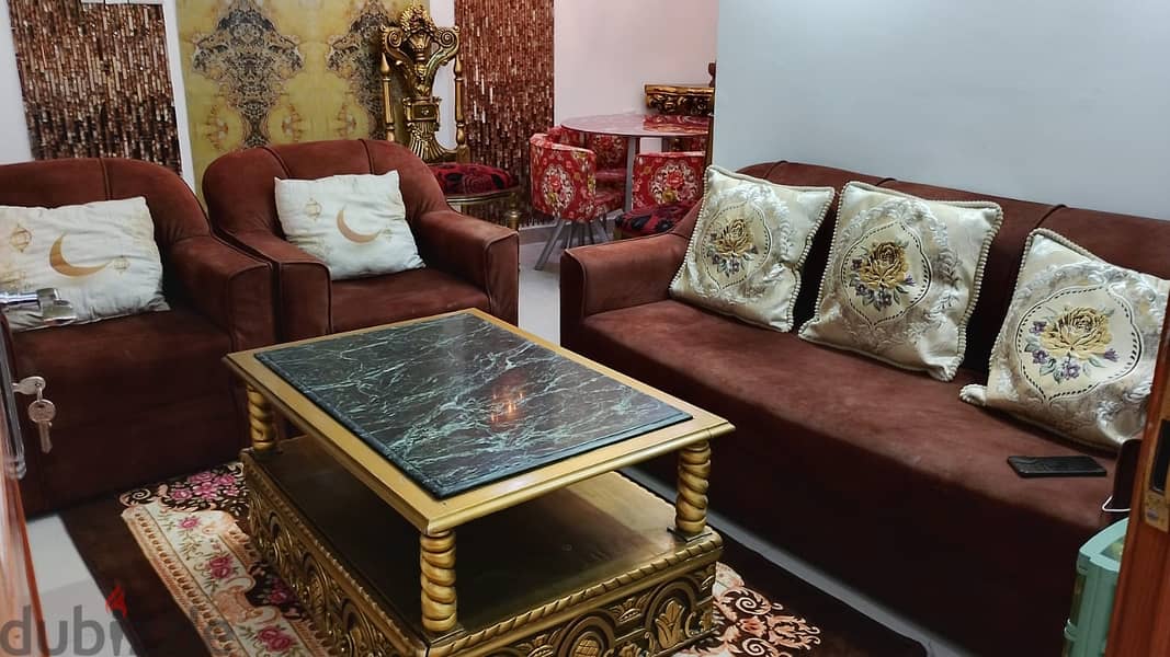 town  house  of two bed rooms and two bath rooms  a kitchen  fully furnished 16