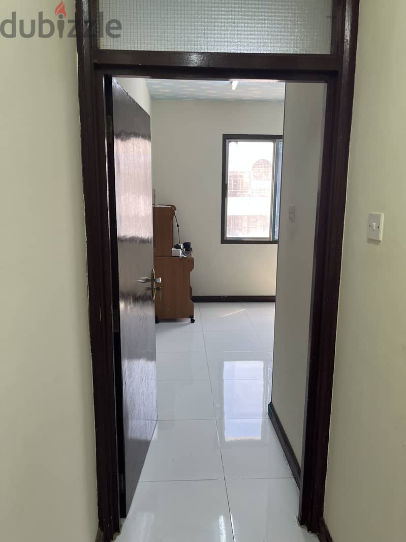 Room for share 60 omr for executive Keralite 4