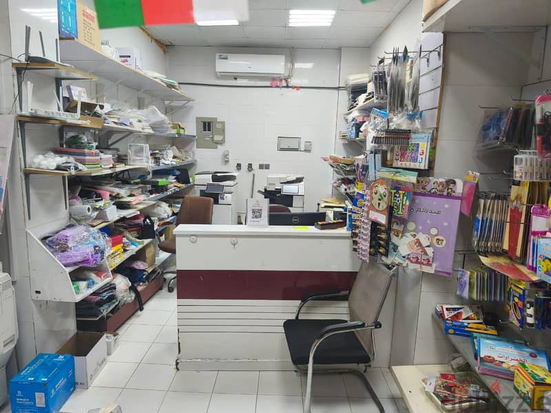 مكتبة للبيع 6