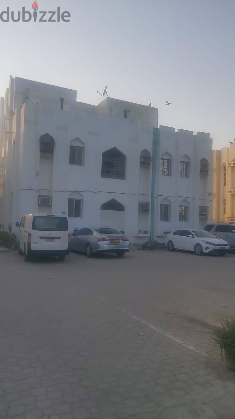 Room, Free Wifi, sharing bath in Alhail North, behind Apollo Hospital 1