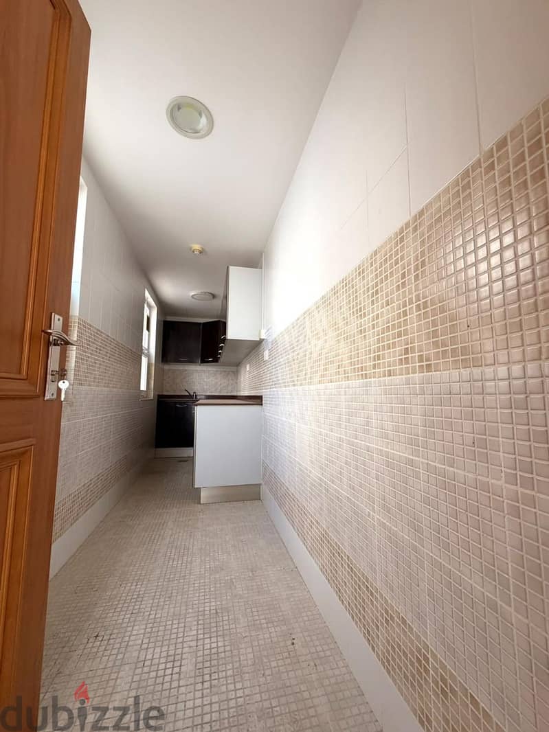 OFFICE FOR RENT AL - QURUM 5