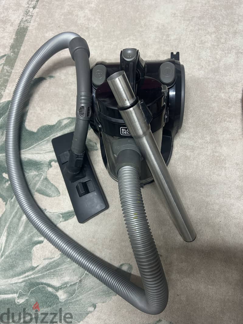 Black & Decker Vaccum Cleaner 1480W 2