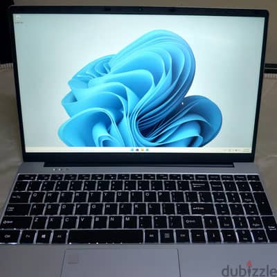 لابتوب ⁦⁦Auusda⁩⁩ بحالة الوكالة الرامات ⁦⁦16GB⁩⁩ صحة البطارية ⁦⁦100⁩⁩%