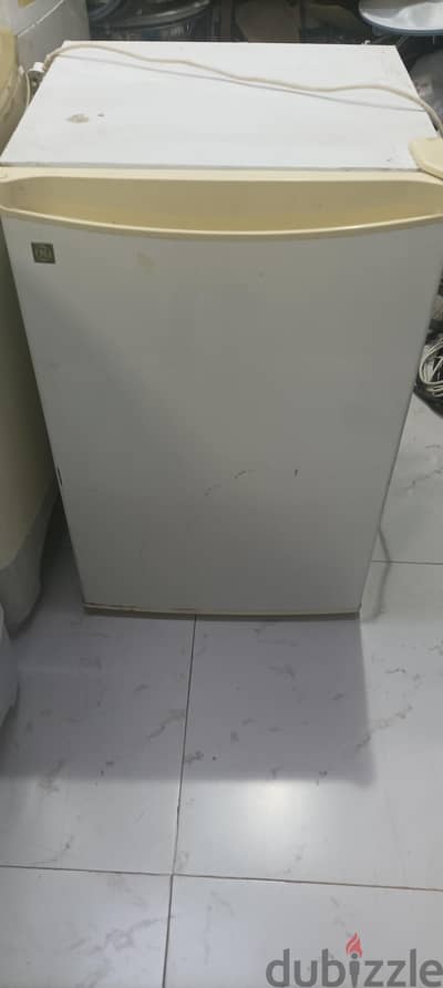 good working candition fridge