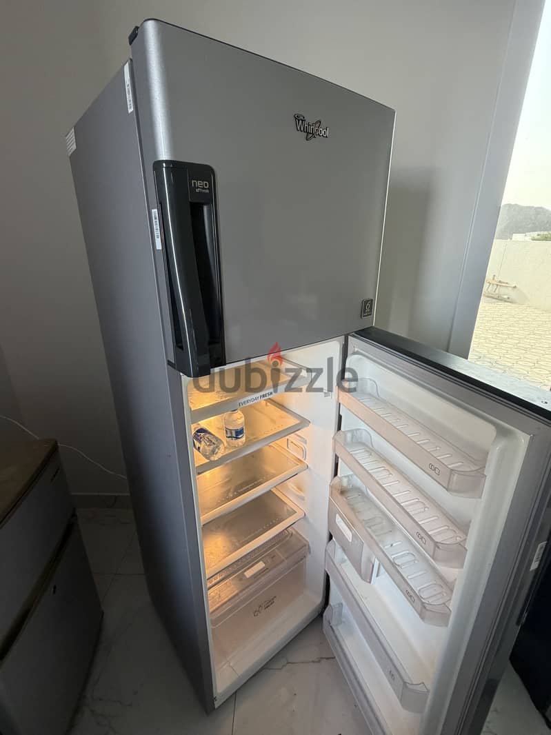 ثلاجه 260 لتر 1