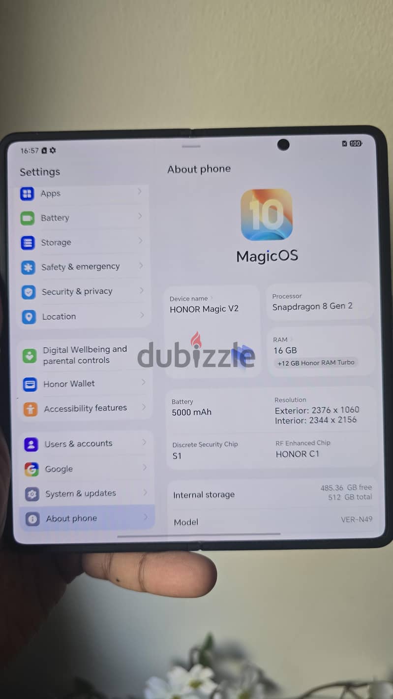 Honor Magic V2 8