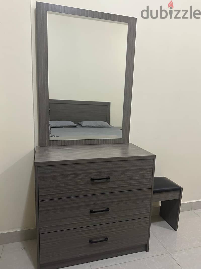 Room set- neat and clean room furnishere 1