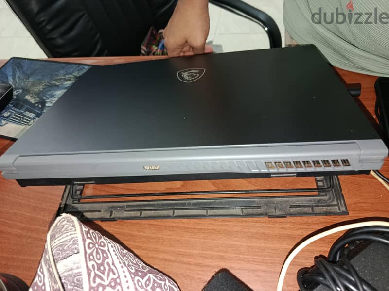 MSI THIN 15 USED ALMOST A YEARS 4