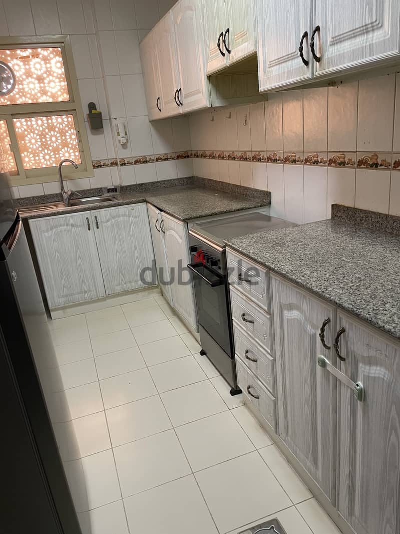 Room for rent (ruwi mbd) 1