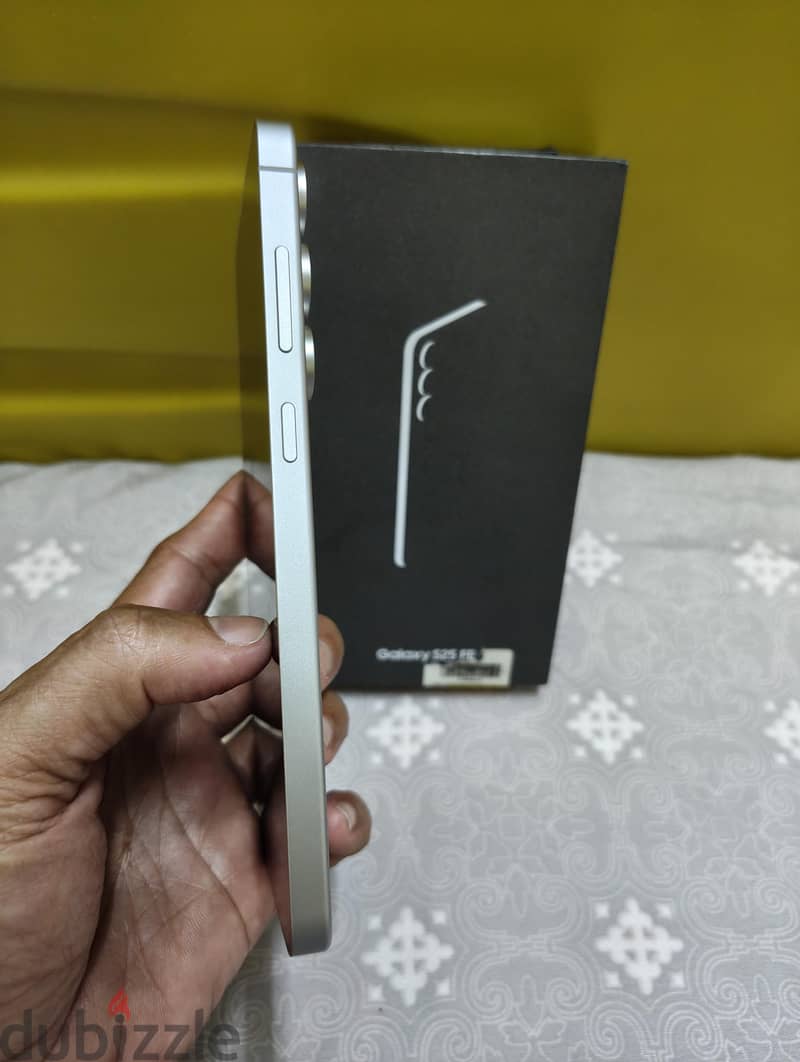 Samsung S25 FE 256 GB 2 month used 4