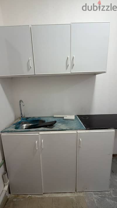 للإيجار في قلب الخوير استوديو غرفة و مطبخ و حمام family room studio for rent in alkhawir