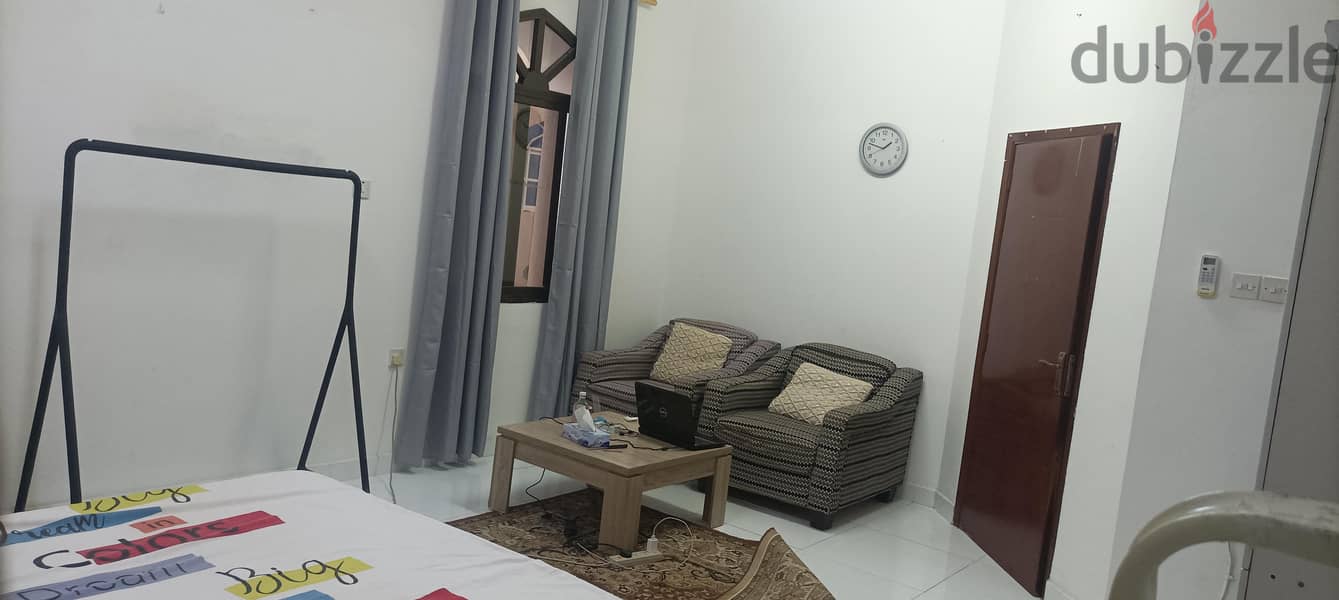 Fully furnished 1st floor studio 2