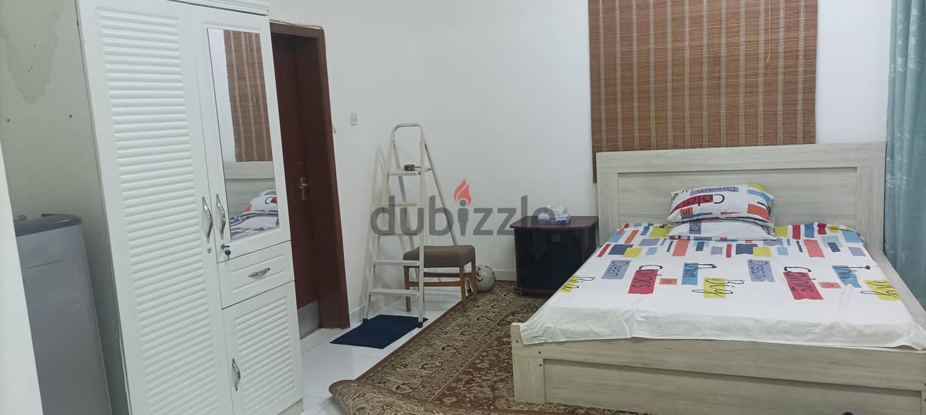 Fully furnished 1st floor studio 3