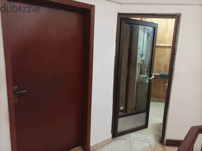Fully furnished 1st floor studio 5