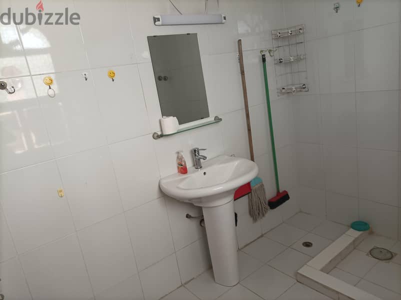 Fully furnished 1st floor studio 8