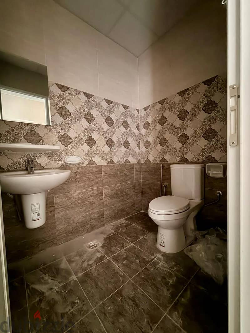 OFFICE FOR RENT IN BOSHER 4