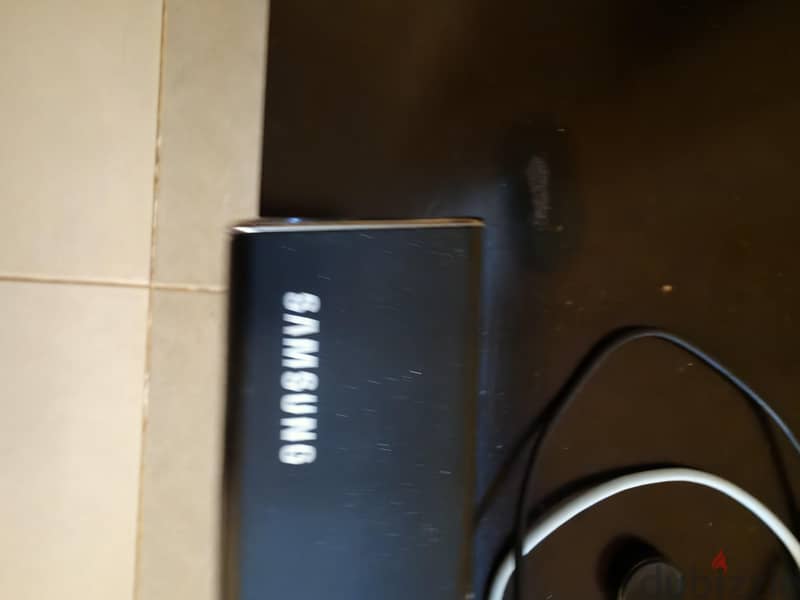 tv + soundbar 3