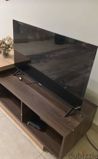 smart TV  تلفاز اسمارت 42بوصه