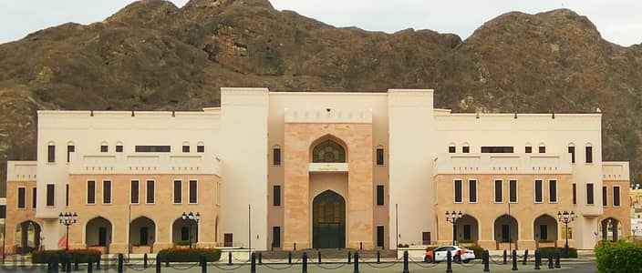 مجمع سكني راقي في الحيل الشمالية للبيع