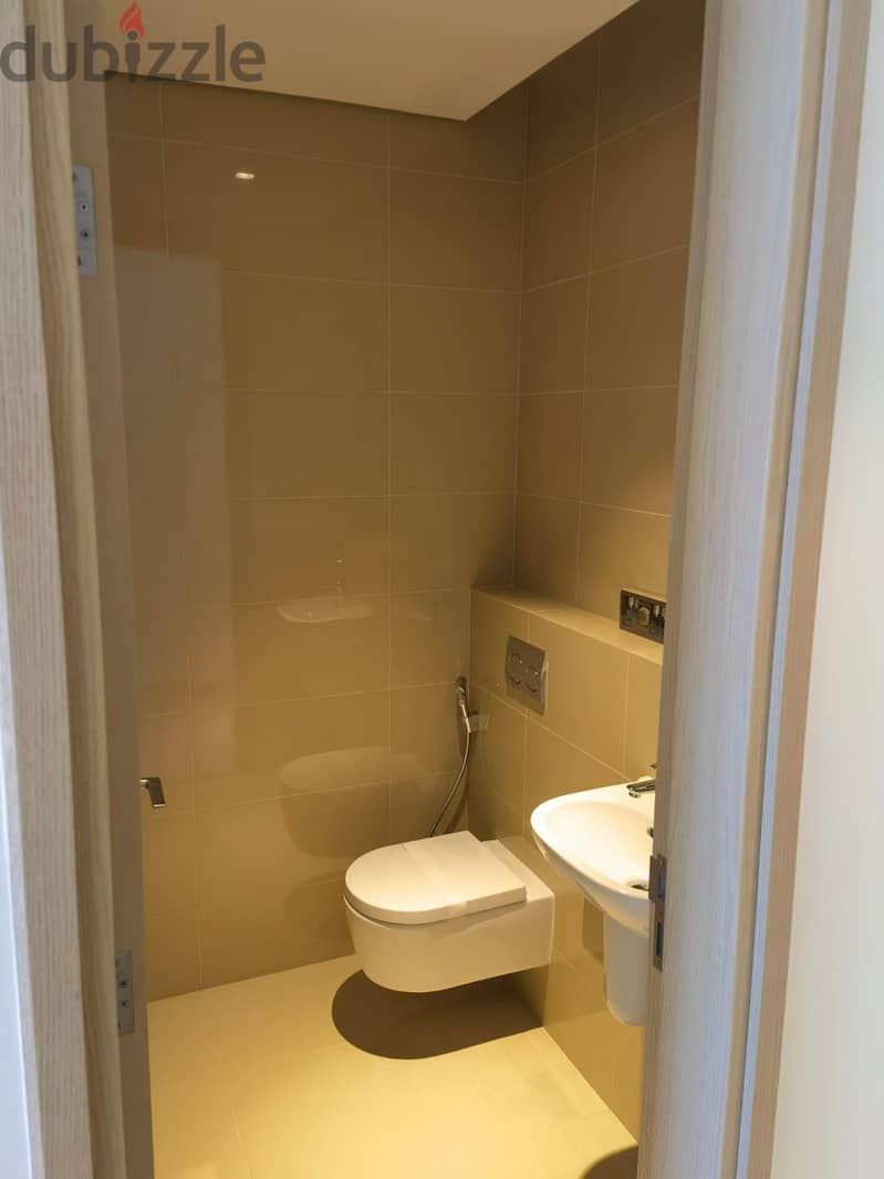 2BR + Maid’s Room | Fully Furnished | Sea & Marina View | Al Mouj 5