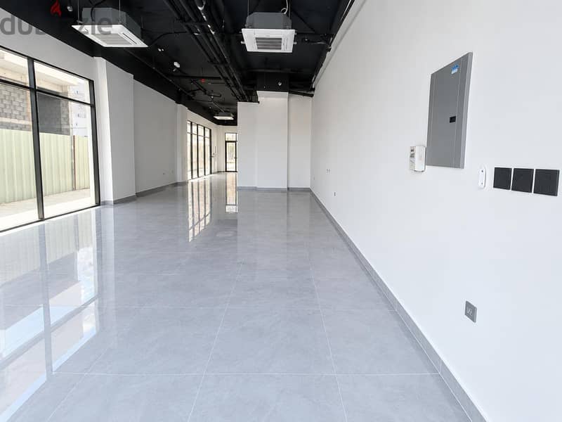 Brand New Commercial Space for Rent – Mawaleh 3
