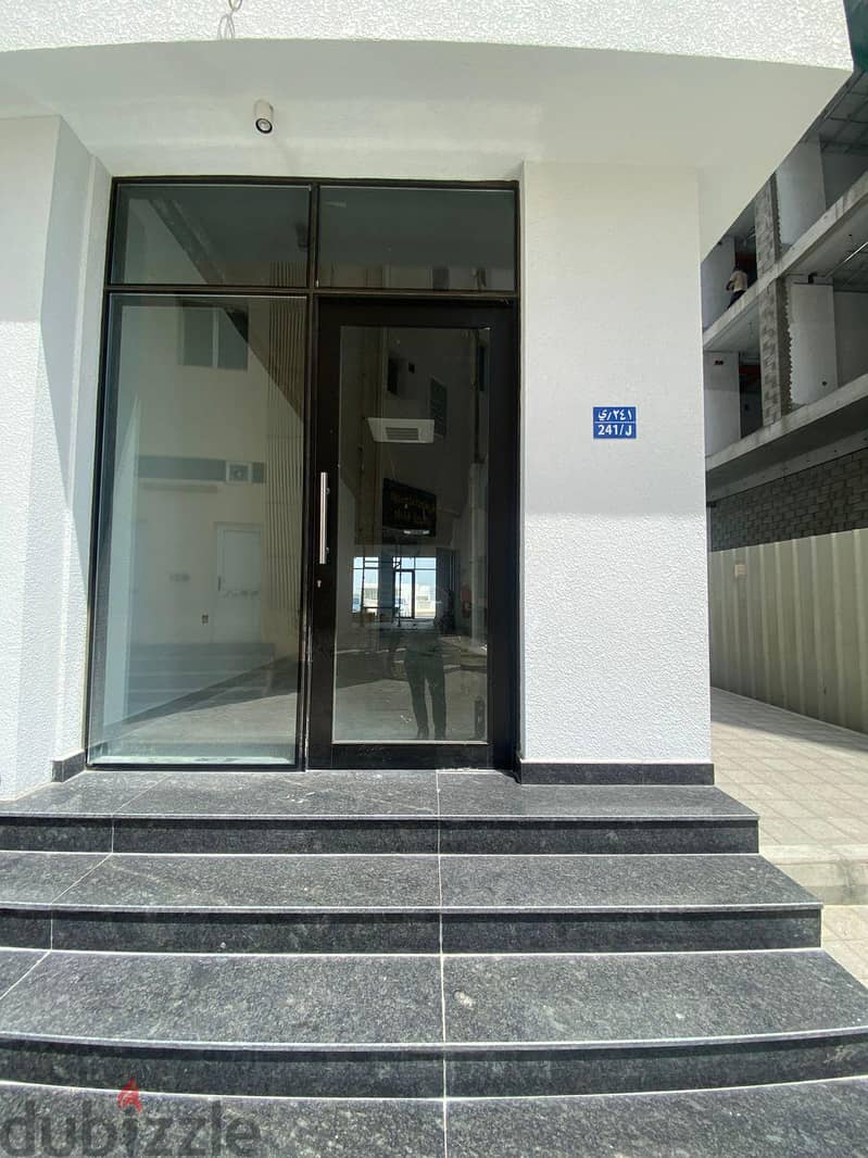 Brand New Commercial Space for Rent – Mawaleh 1