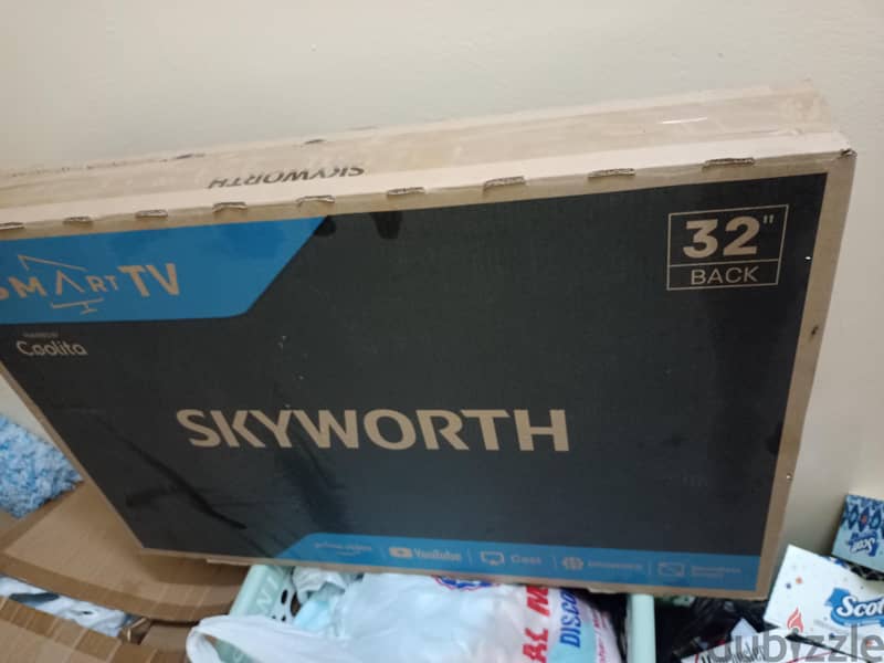 skyworth 32 inch smart tv used only  1 year 1