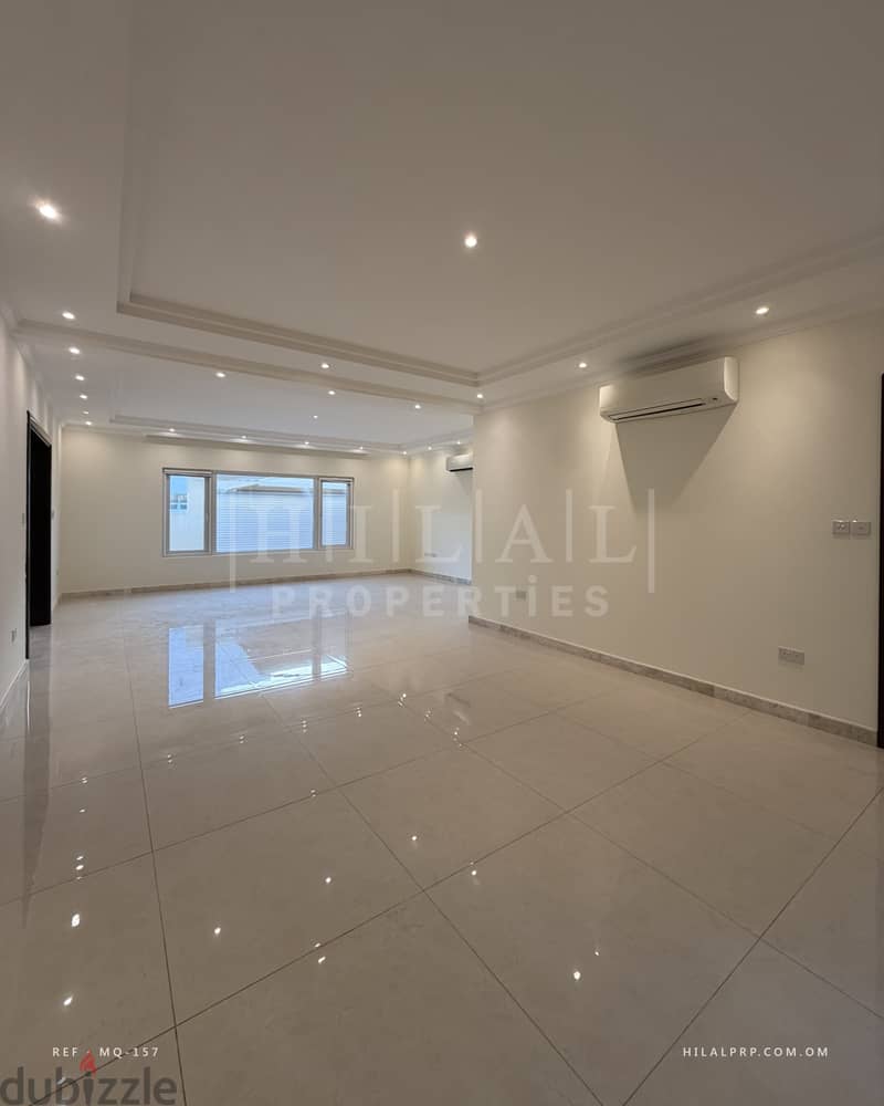 4-Bedroom Semi-Detached Villa To Let, Madinat Qaboos | فيلا توأم من 4 غرف للإيجار، مدينة قابوس 3