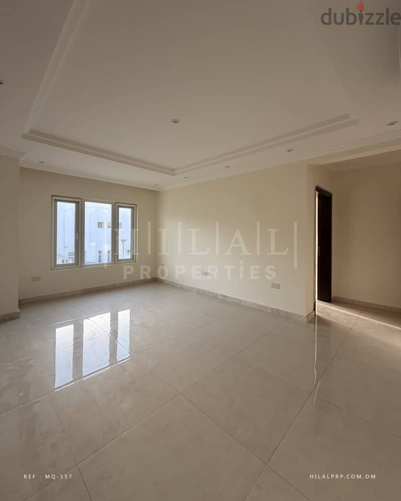 4-Bedroom Semi-Detached Villa To Let, Madinat Qaboos | فيلا توأم من 4 غرف للإيجار، مدينة قابوس 7