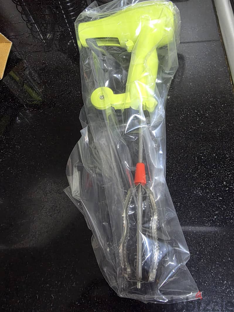 Brand new Royal ford hand blender (New) 1