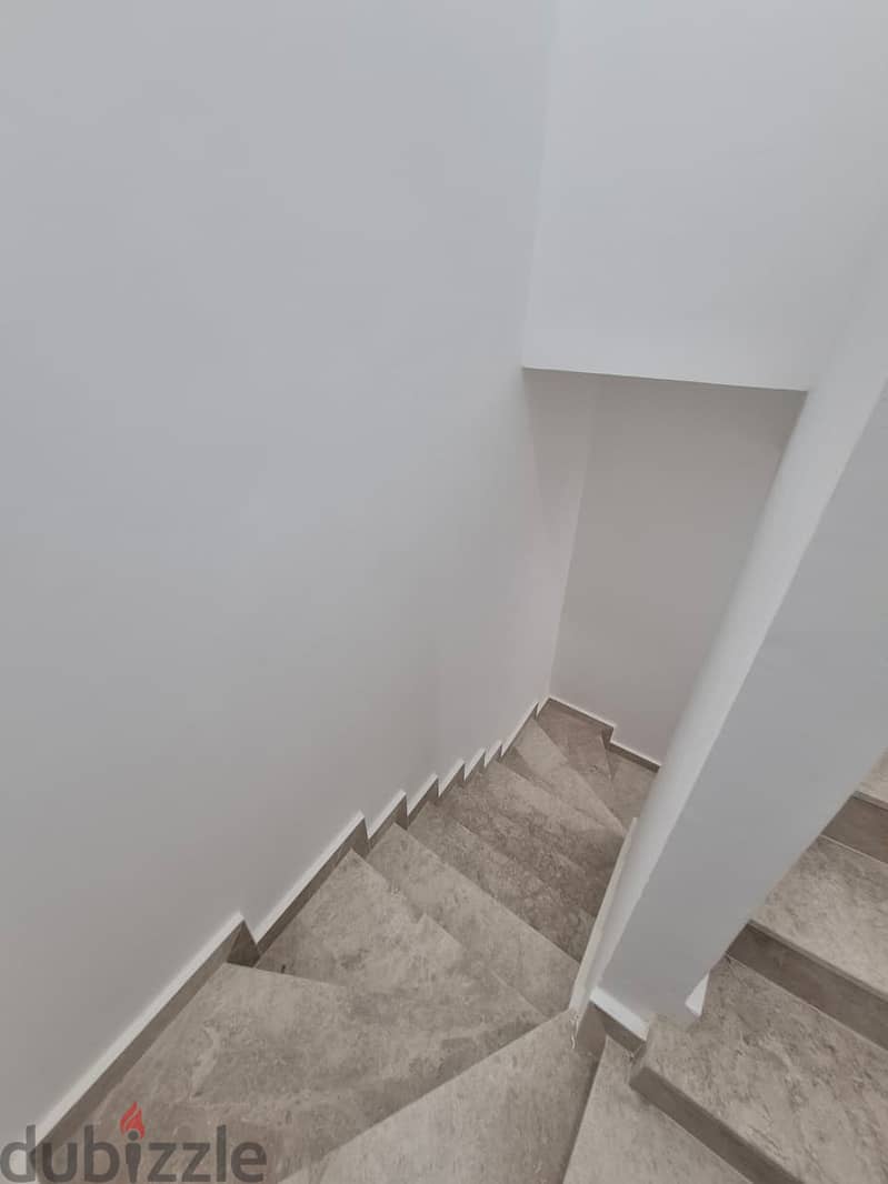 للايجار دوبليكس ف العذيبه ف ارقي مواقع مسقط2BHK Duplex in Al Azaiba - Pool, Gym, Parking & BBQ Area 14